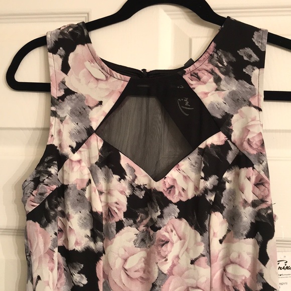 Floral dress - Picture 2 of 8